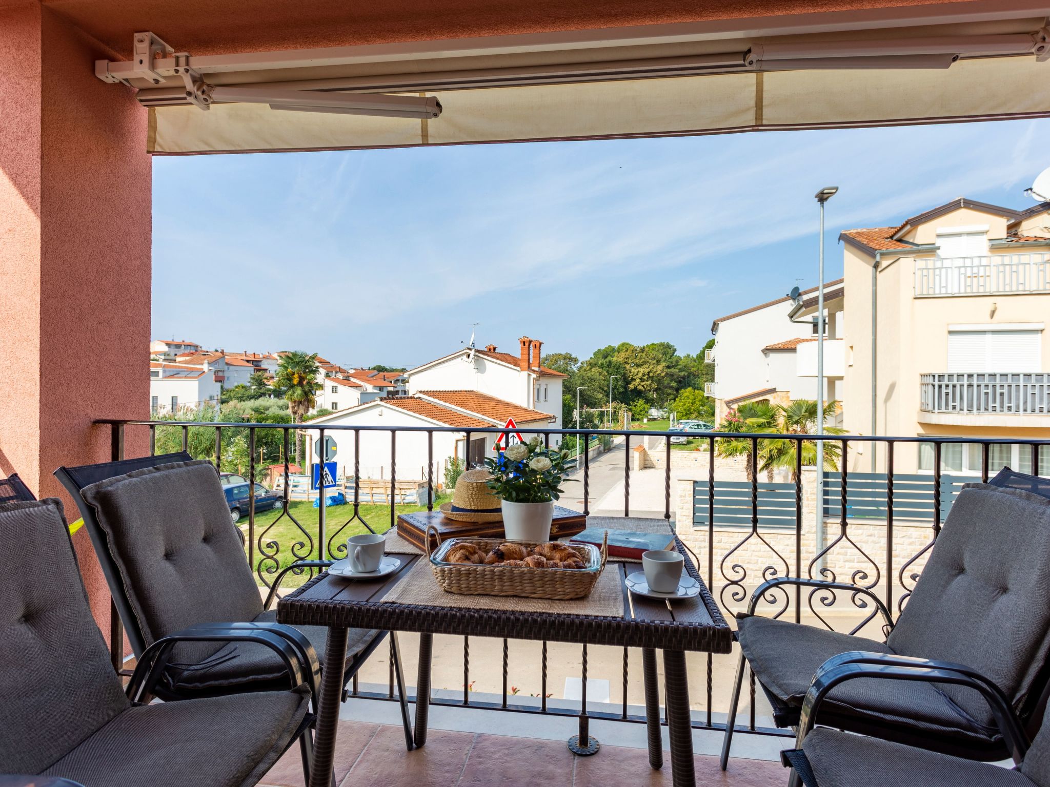 Schöne Wohnung Funtana Nr.1-Binnen