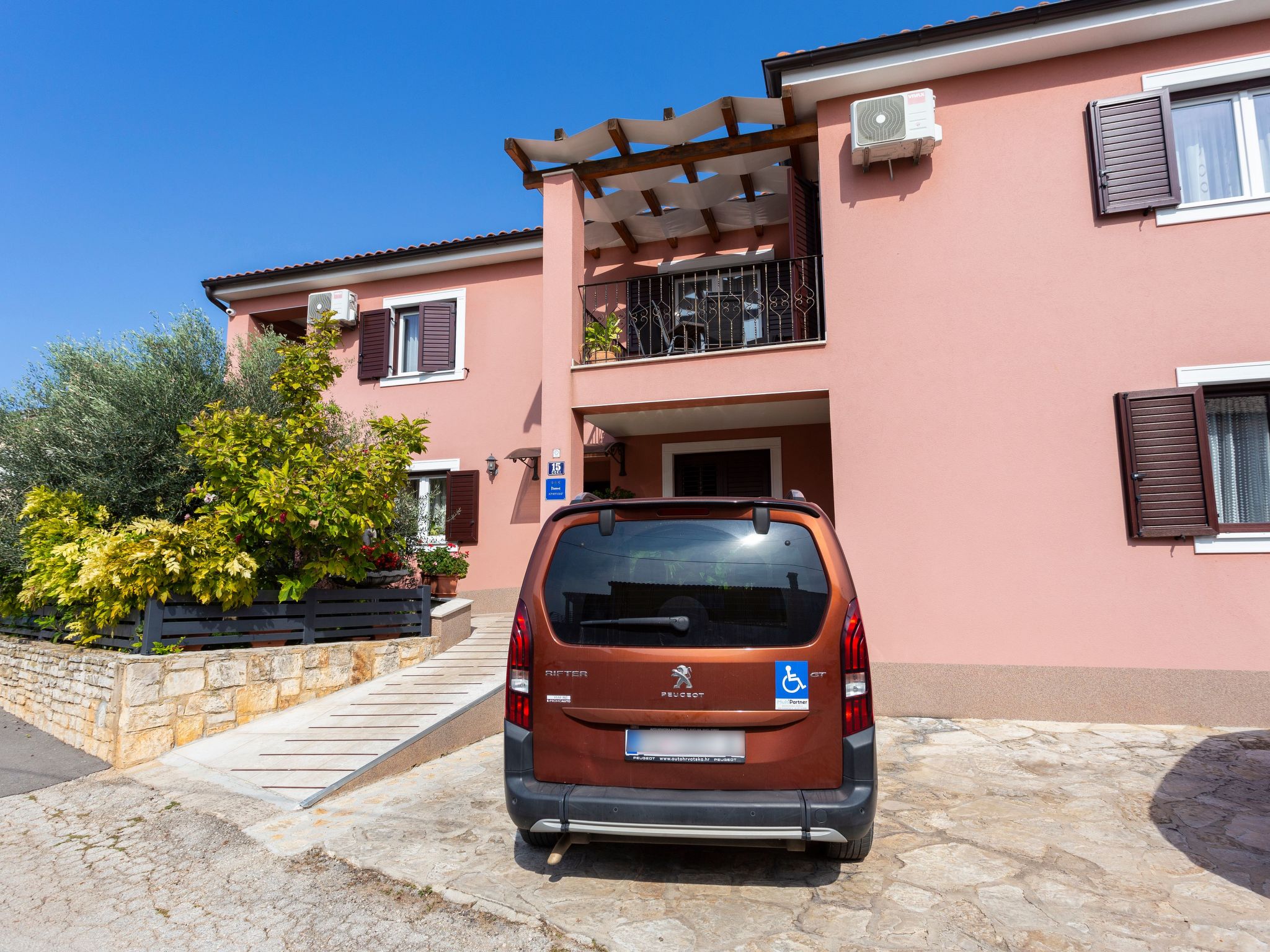 Schöne Wohnung Funtana Nr.1-Binnen