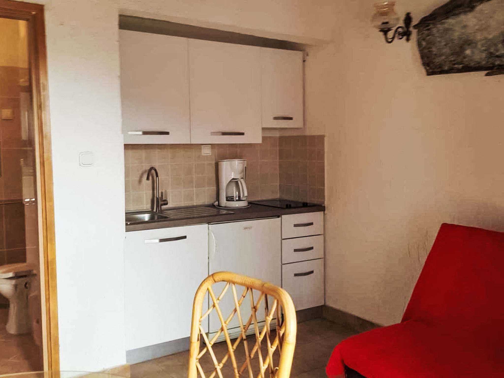 Kleine Wohnung mit schönem Balkon - Binnen