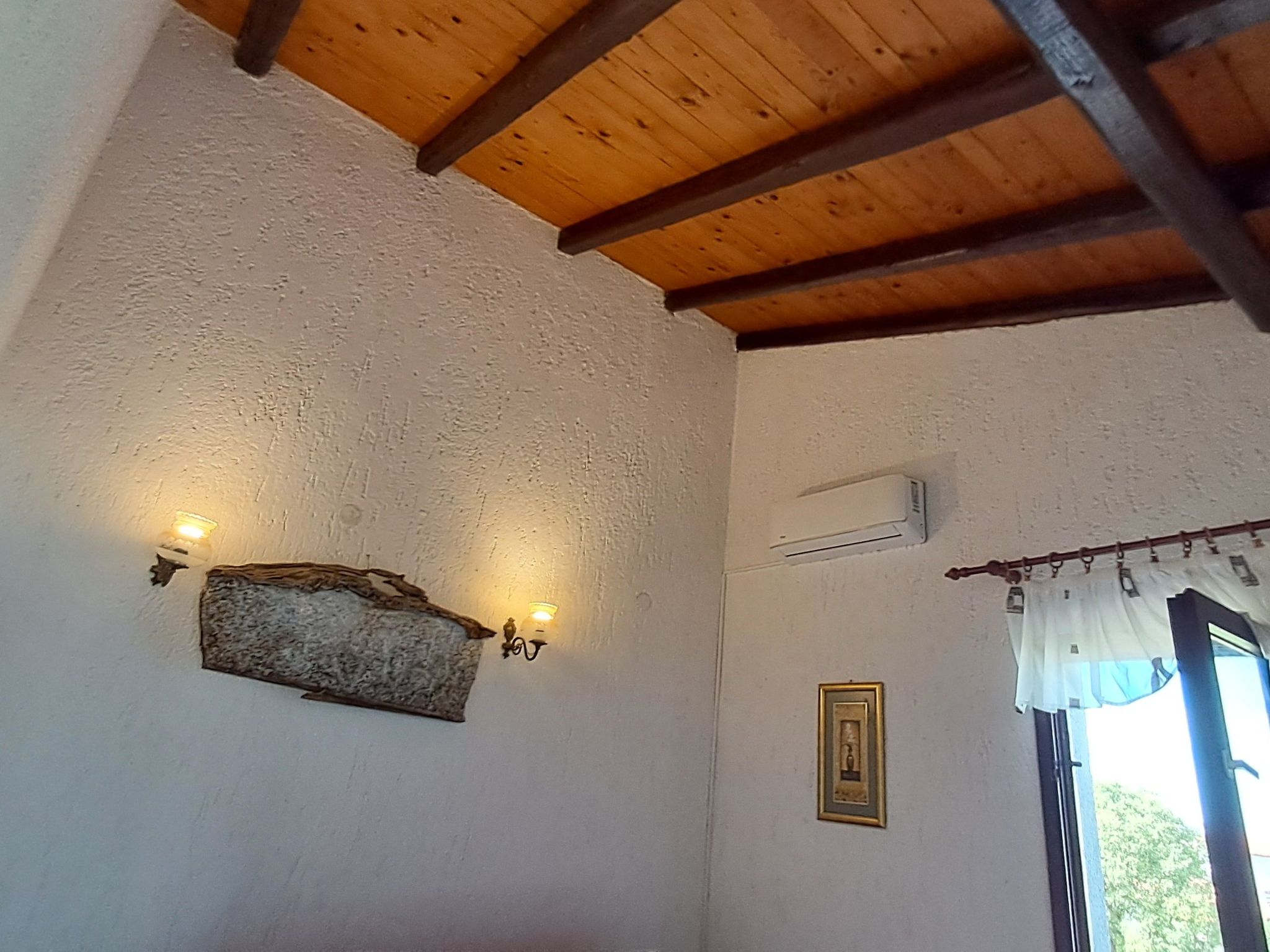 Kleine Wohnung mit schönem Balkon-Binnen