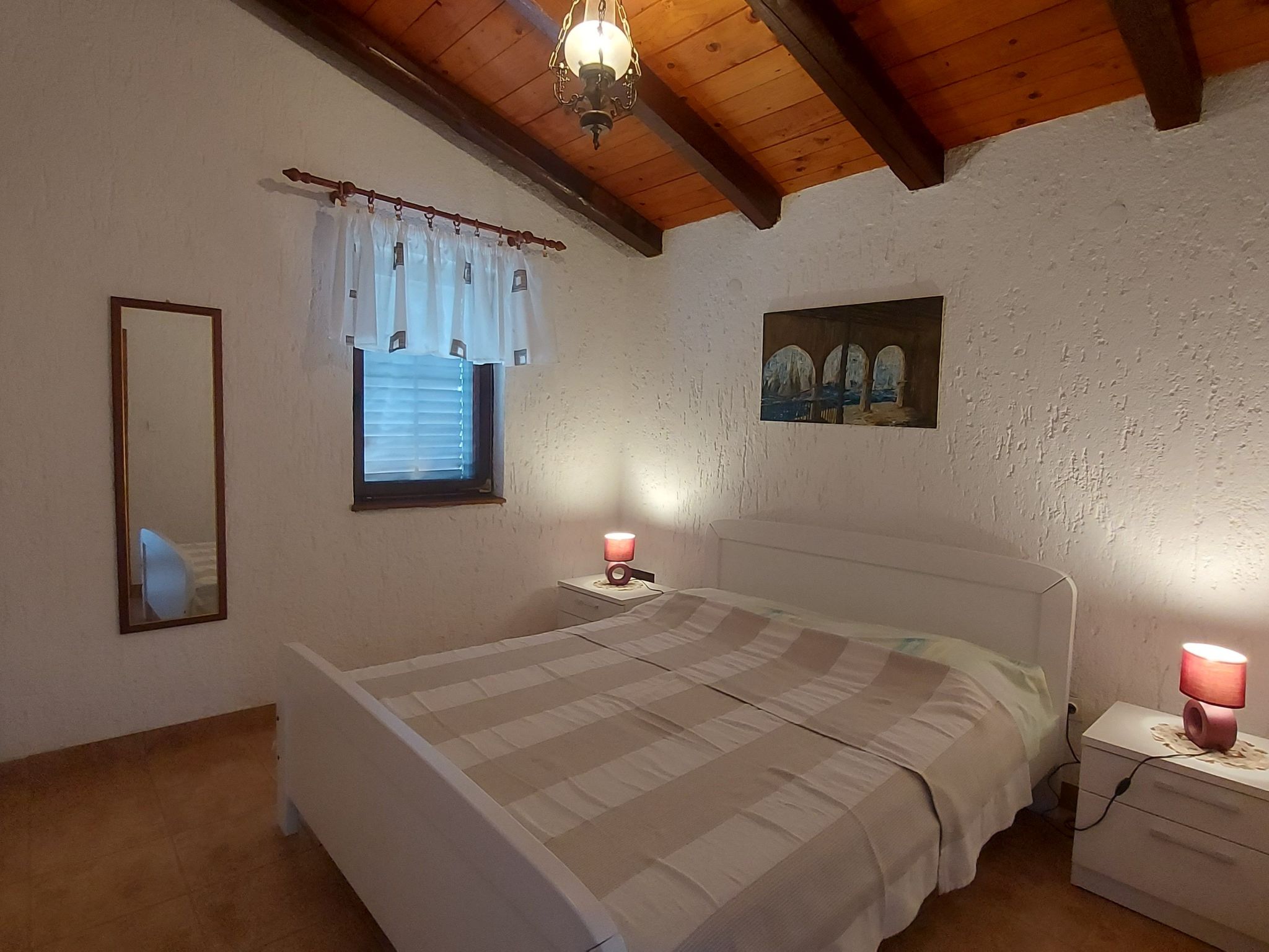 Kleine Wohnung mit schönem Balkon-Binnen