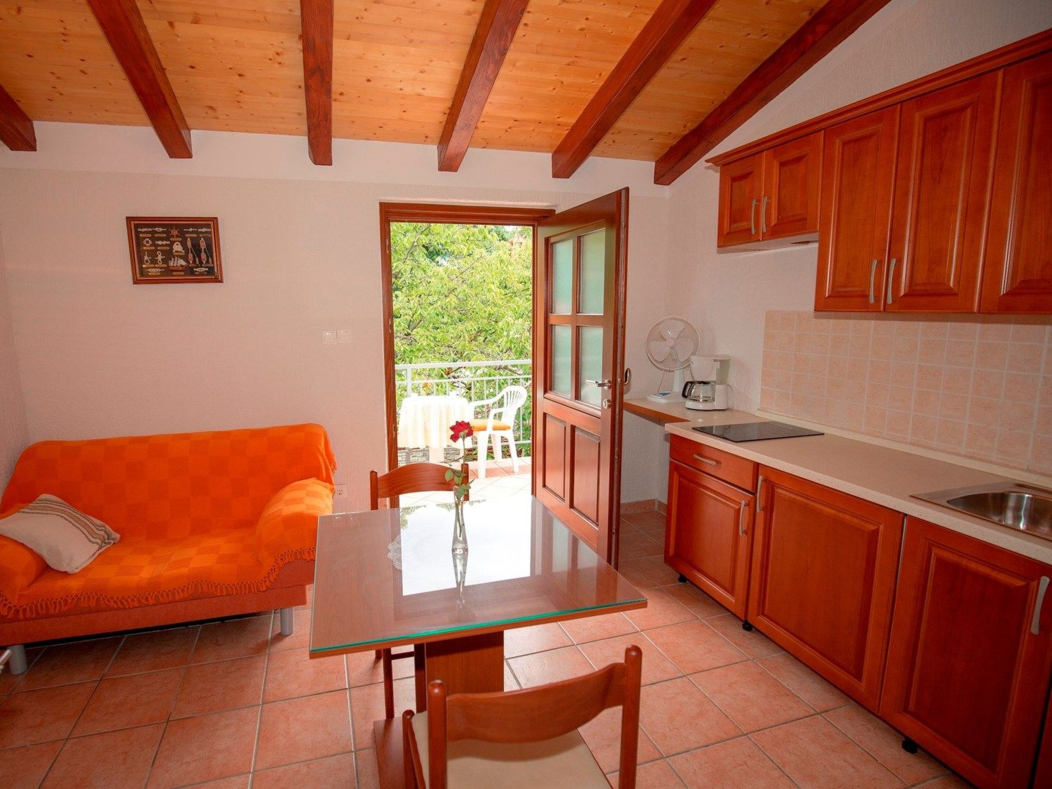 Studio mit Garten-Drinnen