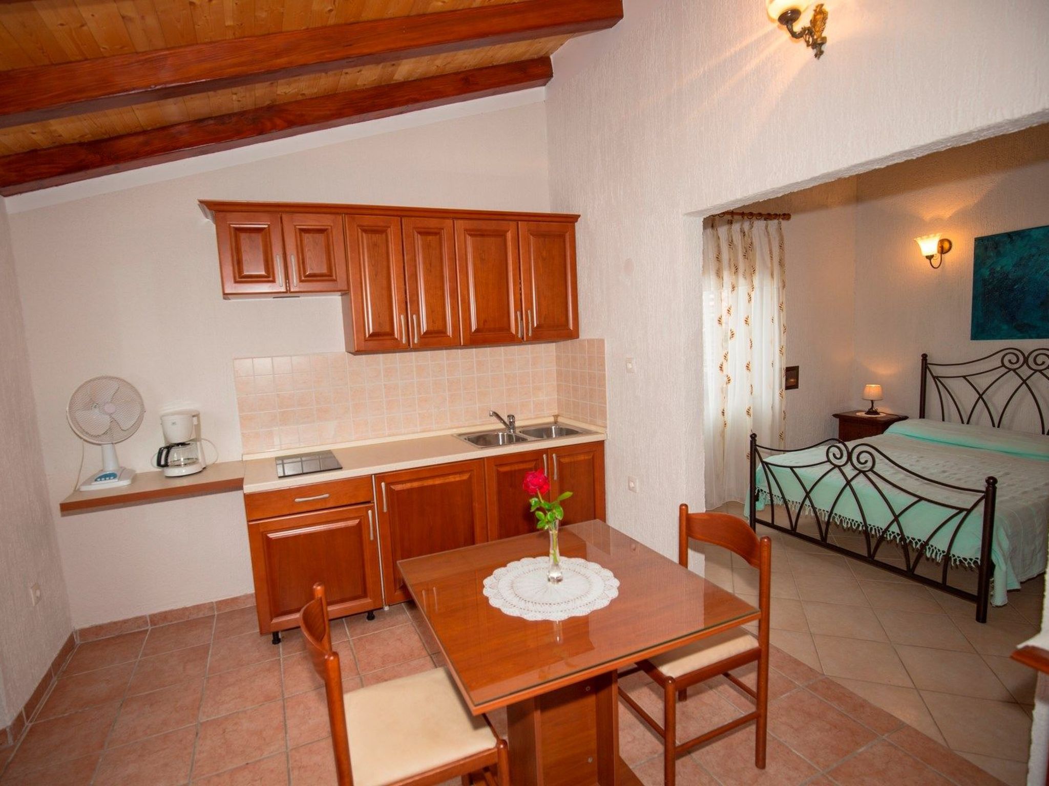 Studio mit Garten-Drinnen