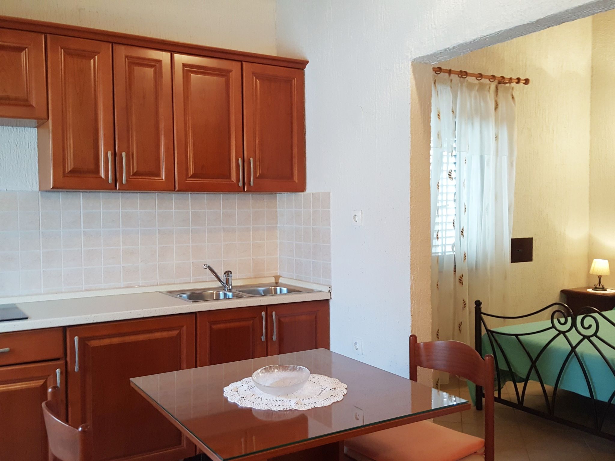 Studio mit Garten-Drinnen