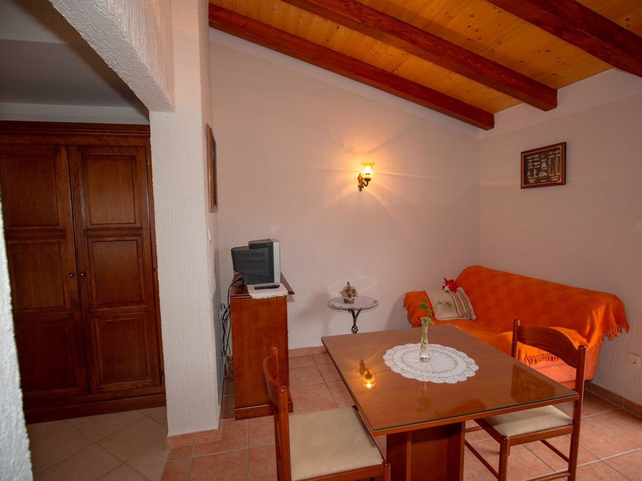 Studio mit Garten-Drinnen