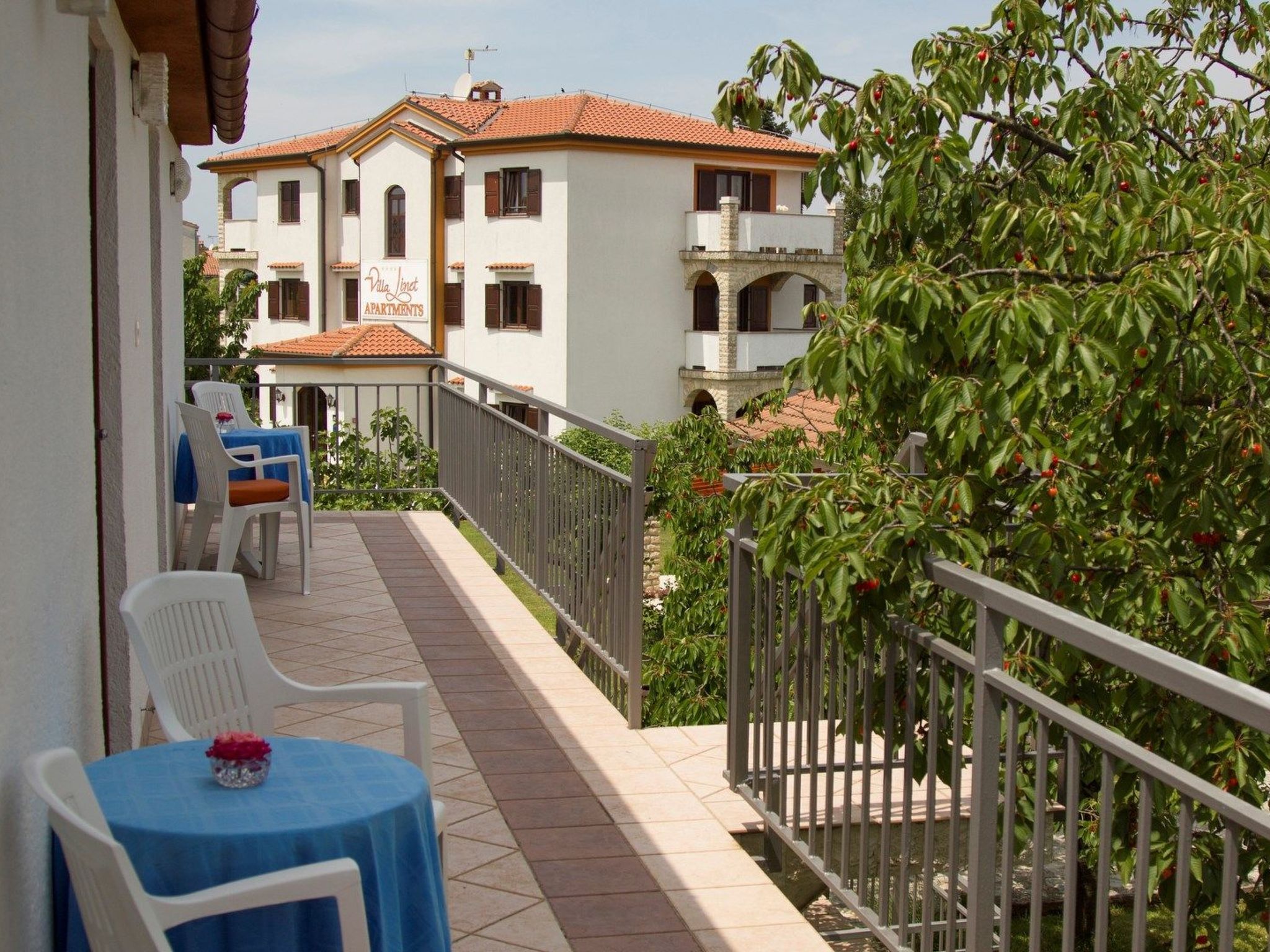 Studio mit Garten-Drinnen