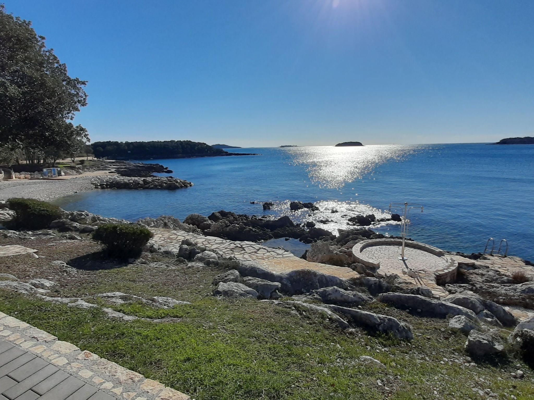 Studio mit Garten-Drinnen