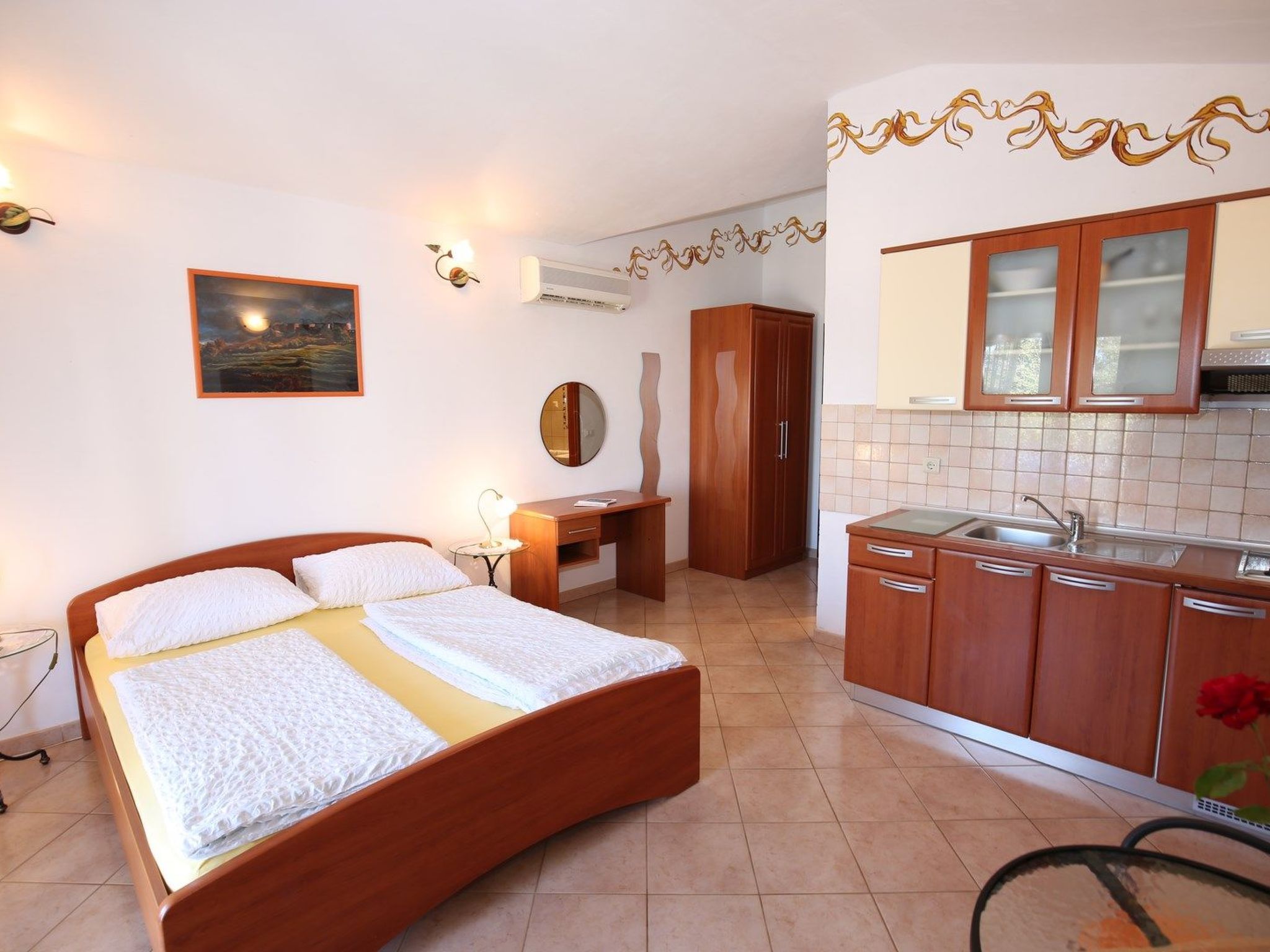 Villa Linet 8.-Drinnen