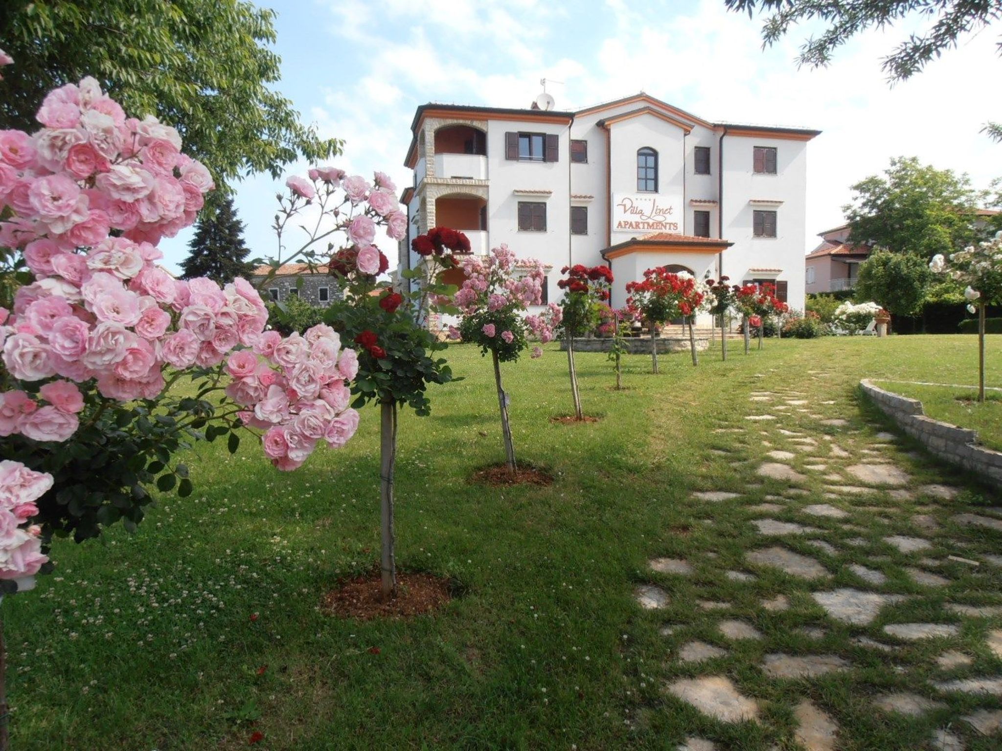 Villa Linet 2.-Drinnen