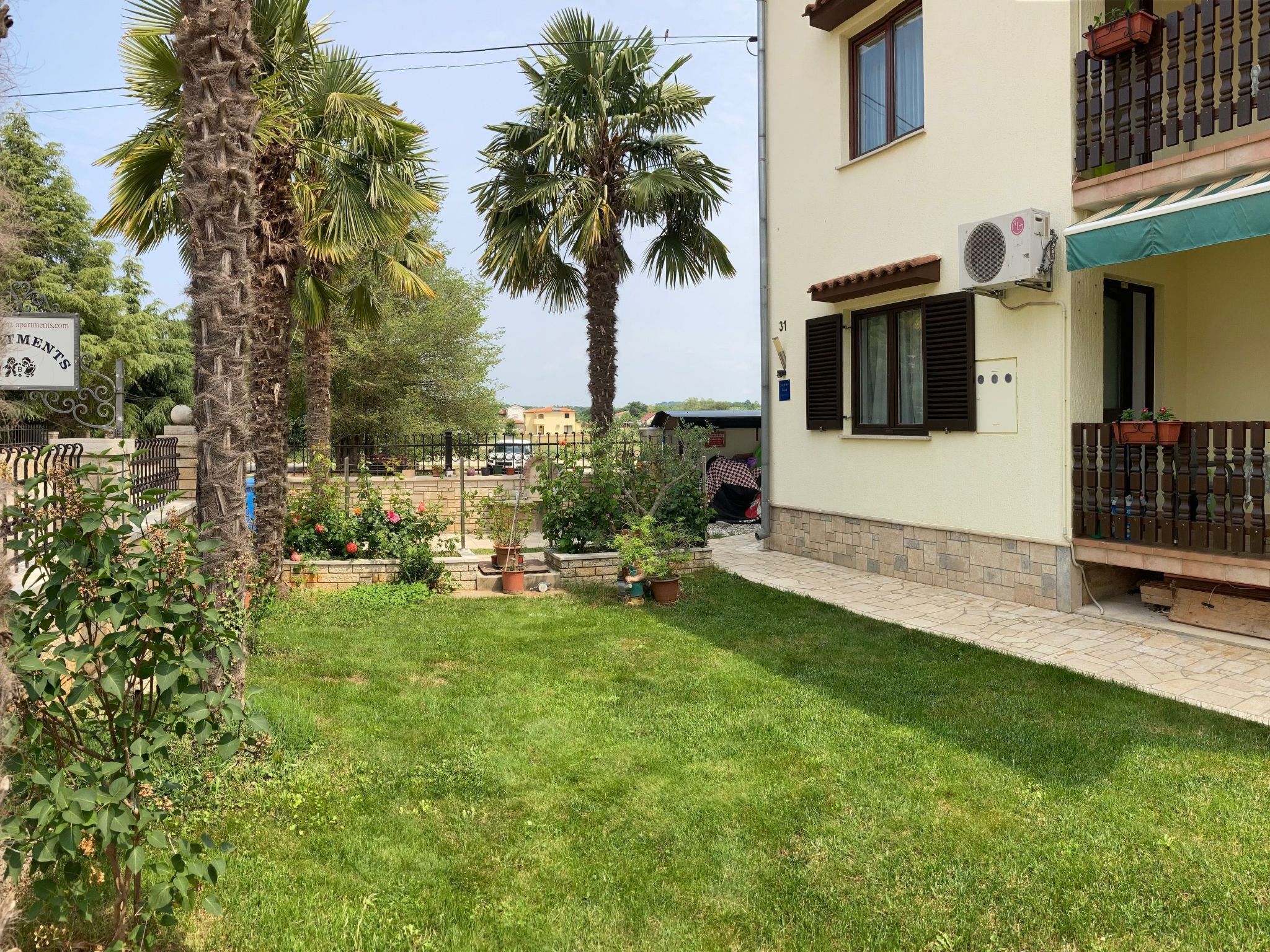 Vrijstaand vakantiehuis met terras op 800m van zee in Funtana, Istrië - foto 38
