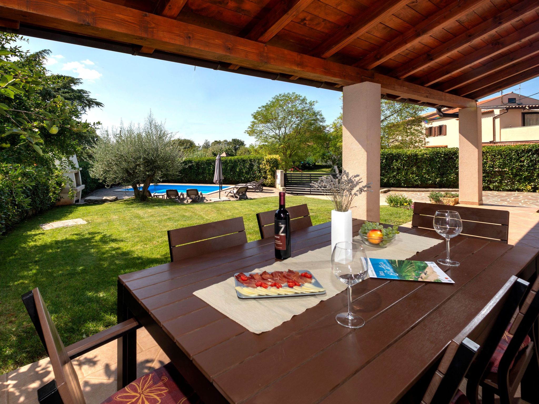 Ferienvilla "Nina" mit eigenem Pool-Binnen