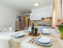Stijlvol appartement met balkon en tuin, 2 km van zee in Dracevac - thumbnail 3