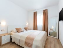Stijlvol appartement met balkon en tuin, 2 km van zee in Dracevac - thumbnail 5