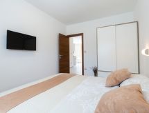 Stijlvol appartement met balkon en tuin, 2 km van zee in Dracevac - thumbnail 6