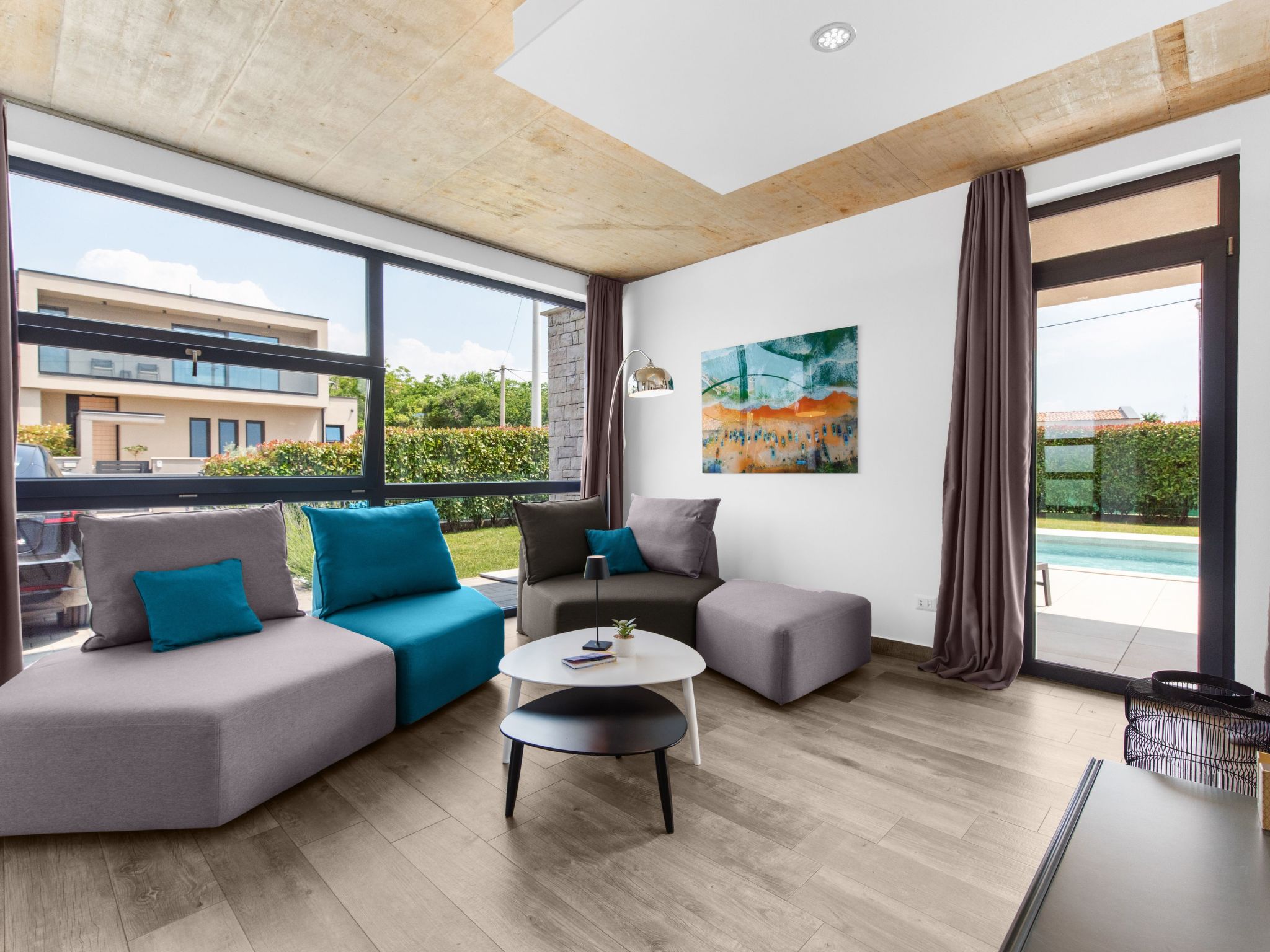 In Dračevac mit Großem Pool-Image-tags.info