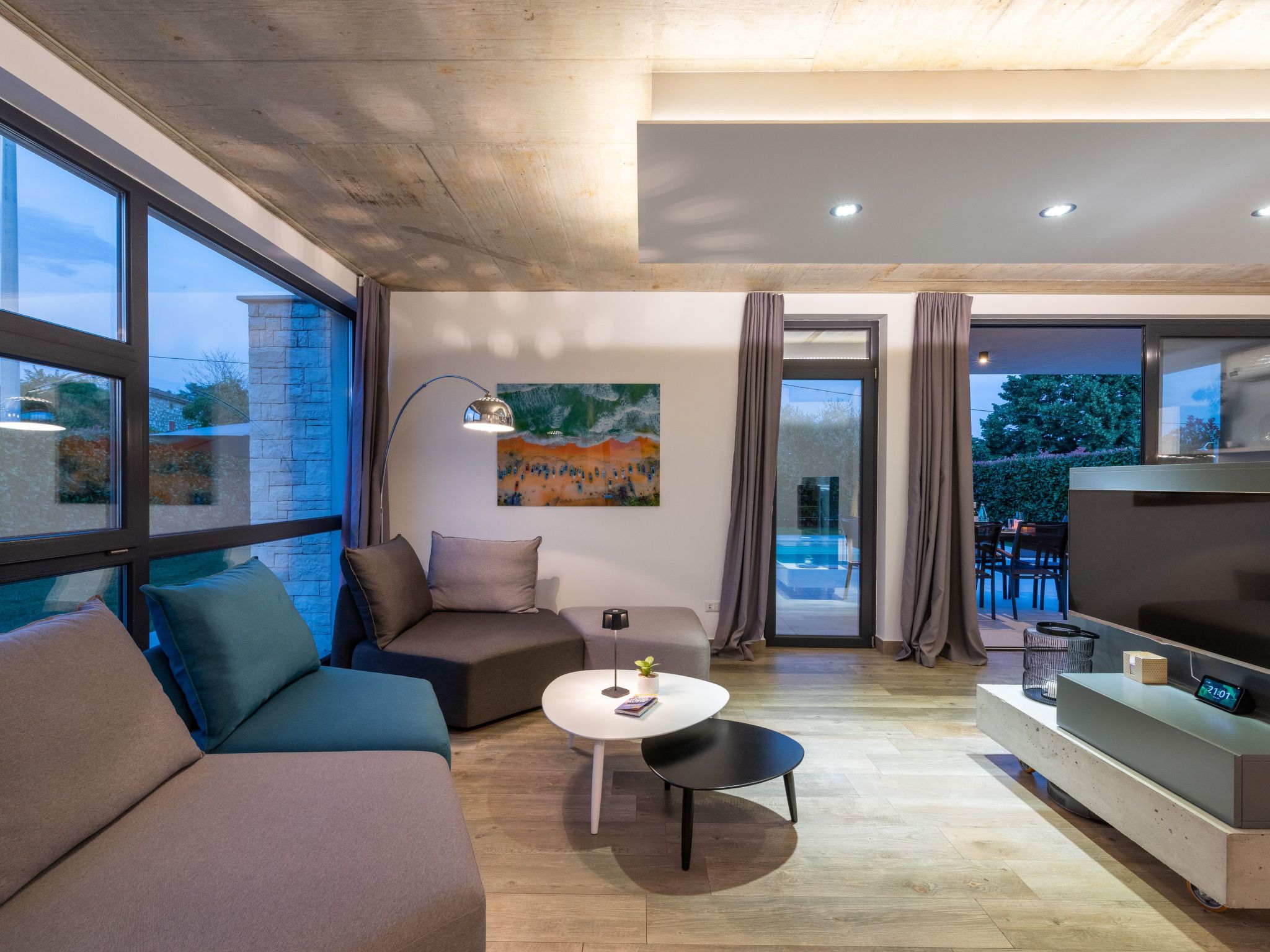 In Dračevac mit Großem Pool-Image-tags.info