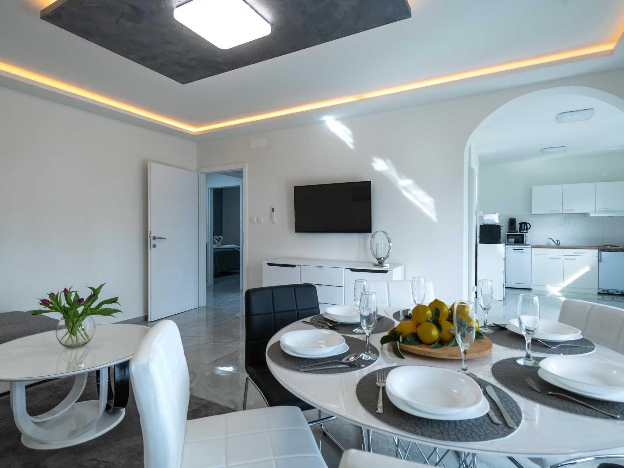 Villa LiLi Apt 2 with balcony - Image-tags.info