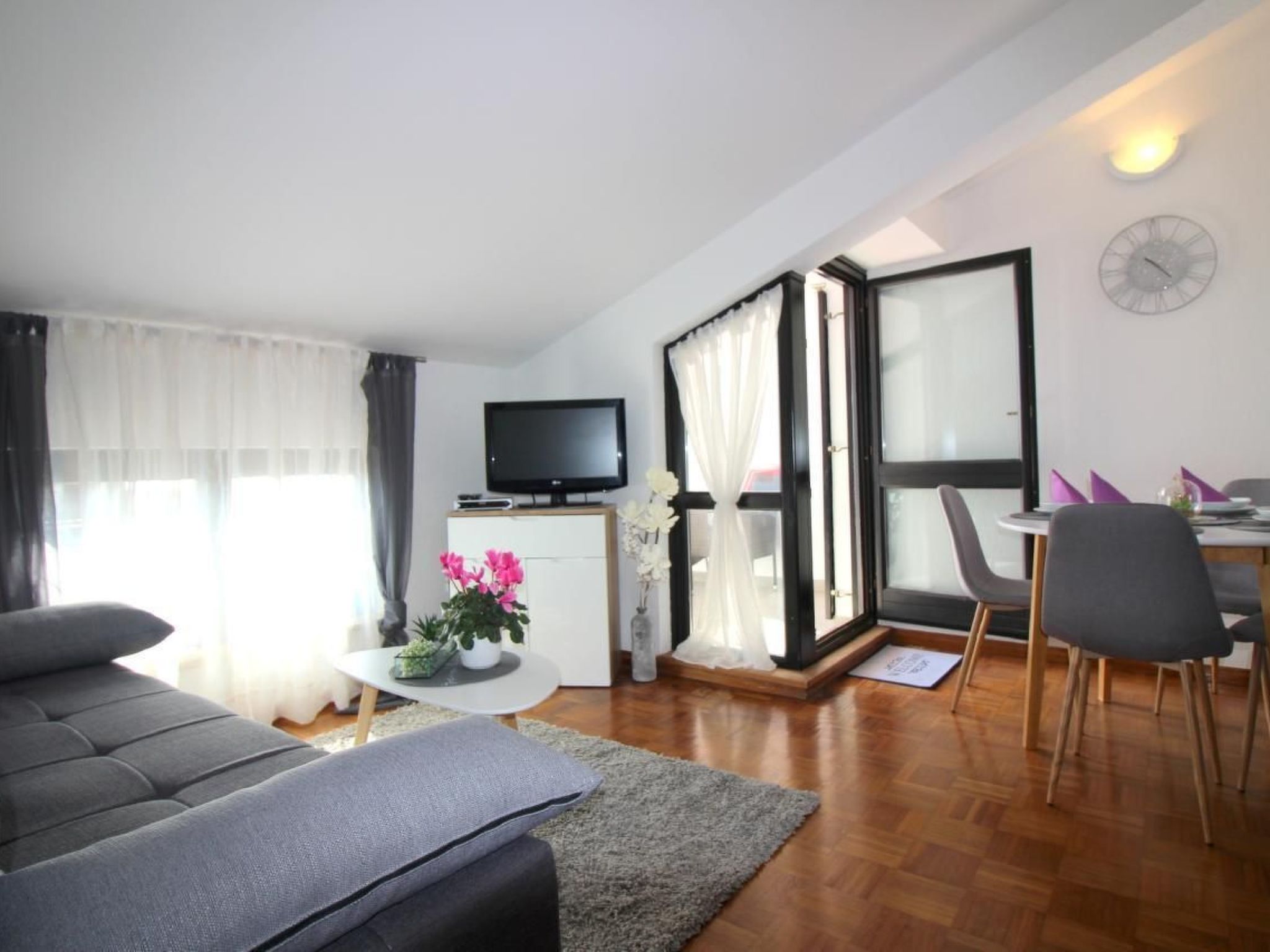 Strandnahe Ferienwohnung Vista 4 mit Meerblick