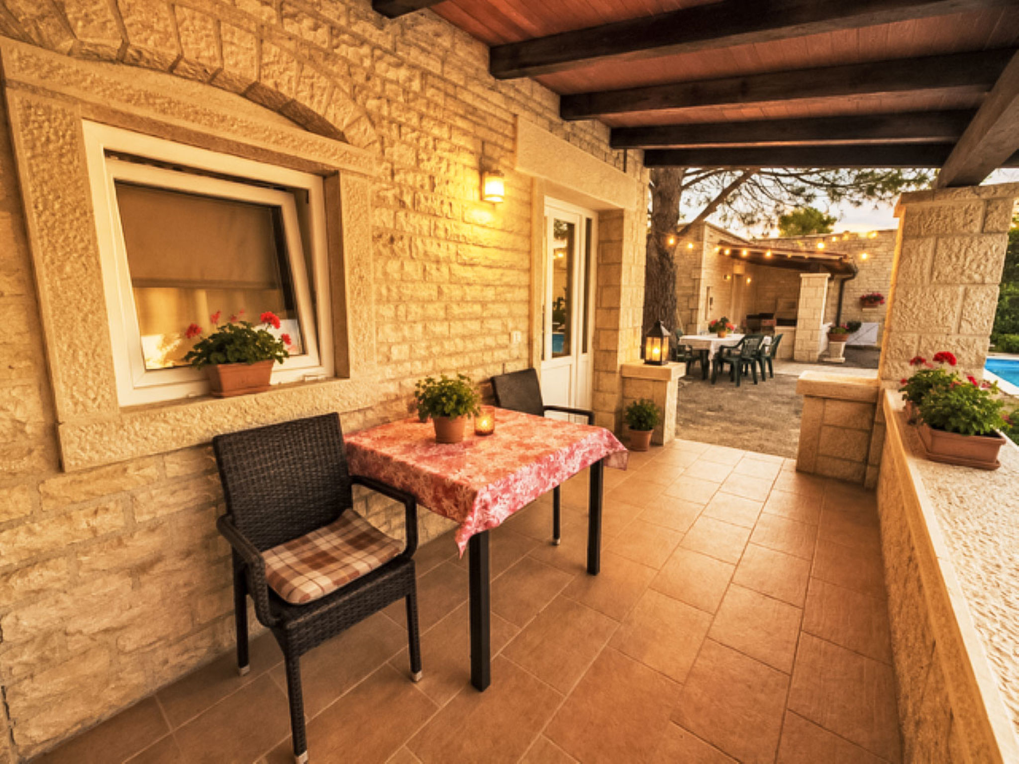 Appartement Silvy 3 in einem Steinhaus im istris - Buiten