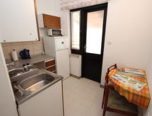 Knus appartement voor 2 met tuin en bbq in Dracevac, Istrië - thumbnail 5