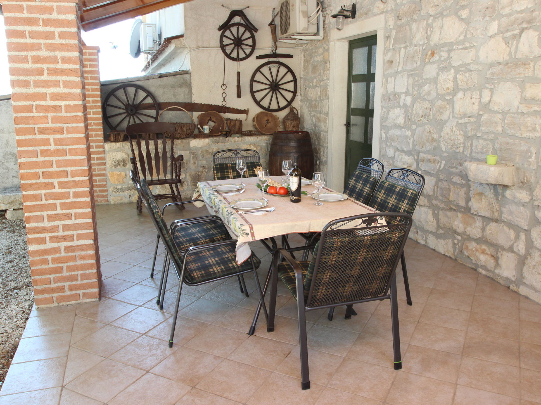Cottage Vinkovic / HR-11044-01 - Buiten