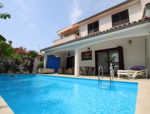 Villa Viktoria: Vrijstaand genieten met privézwembad bij Poreč - thumbnail 1