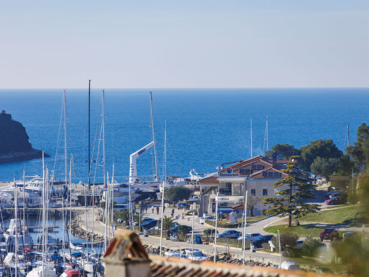 Seaview Marina – Appartement aan zee in centrum Vrsar, 300m van strand in Vrsar