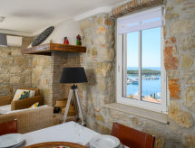 Seaview Marina – Appartement aan zee in centrum Vrsar, 300m van strand - thumbnail 2