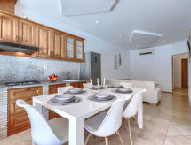 Ruim appartement voor 6 personen met tuin, vlakbij zee en Vrsar - thumbnail 2