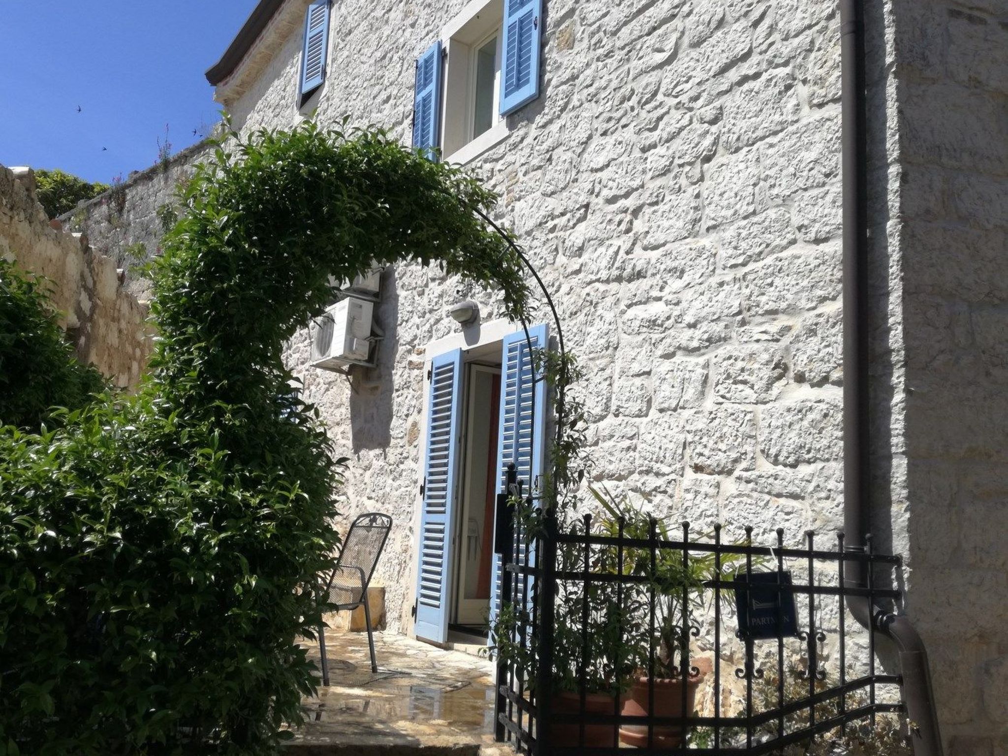 Appartament Nirvana-Image-tags.info