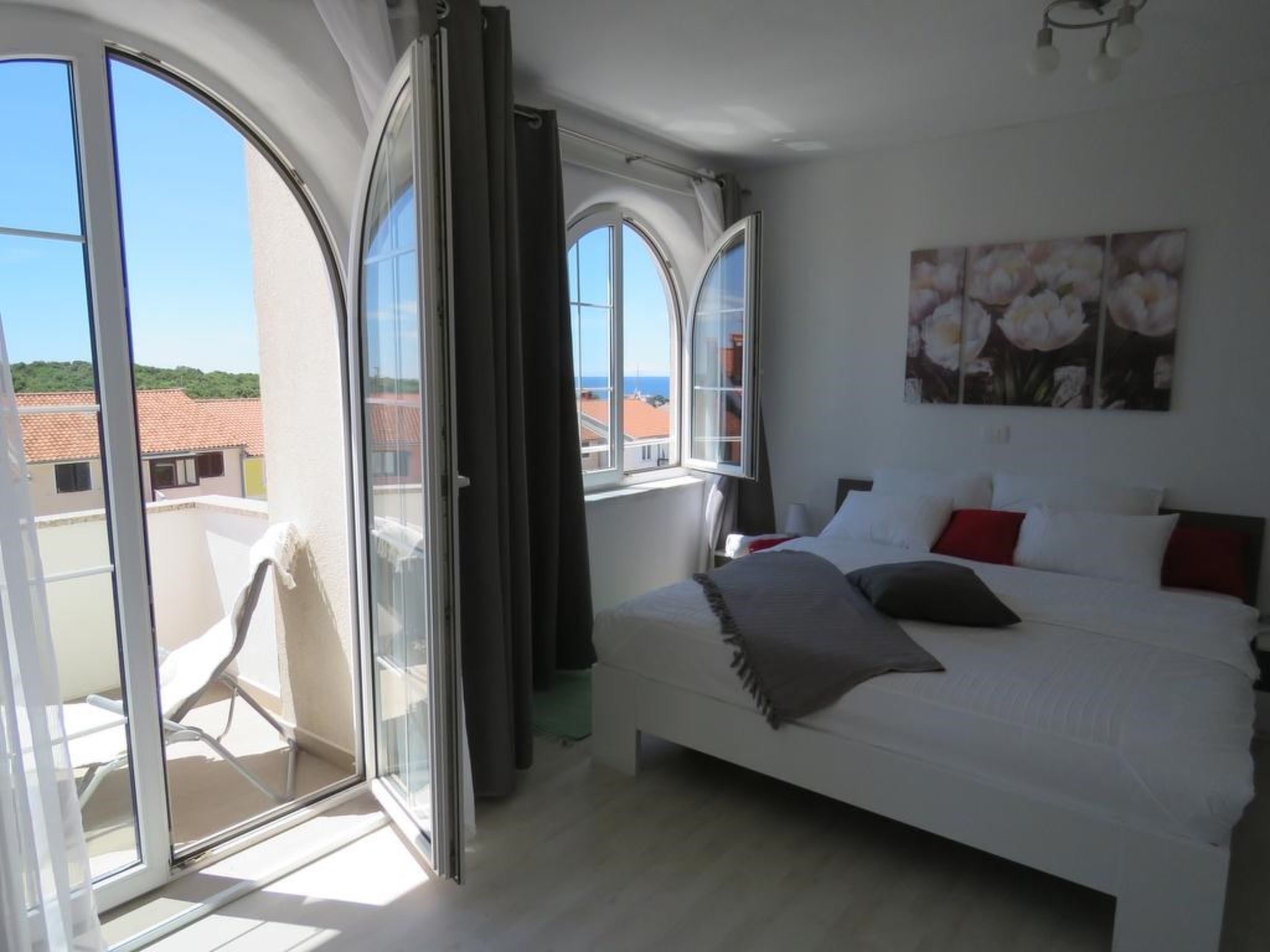 Apartments Villa Urbajs - Comfort Two-Bedroom Apartment with Sea View and Balco - Image-tags.info