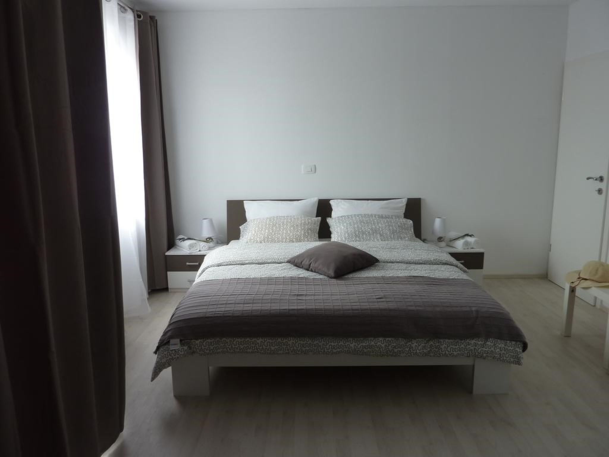 Apartments Villa Urbajs - Comfort Two-Bedroom Apartment with Sea View and Balco