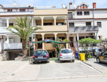 Modern appartement met zeezicht op 800 meter van het strand in Rovinj - thumbnail 2
