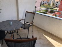 Romantisch vrijstaand vakantiehuis voor 2 bij zee in Rovinj, 600m van strand - thumbnail 3