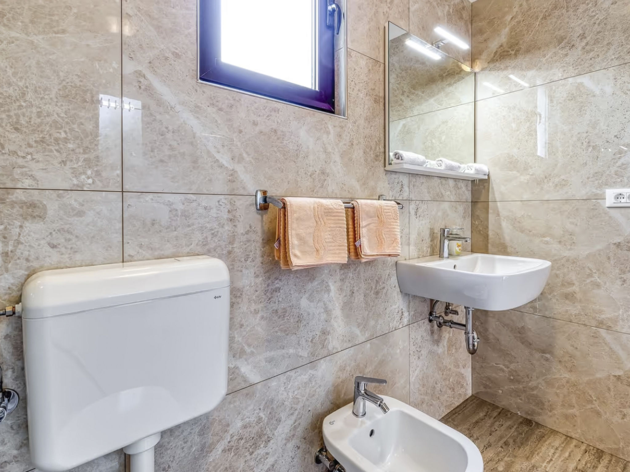 'Silva2' mit Wasserblick-Binnen