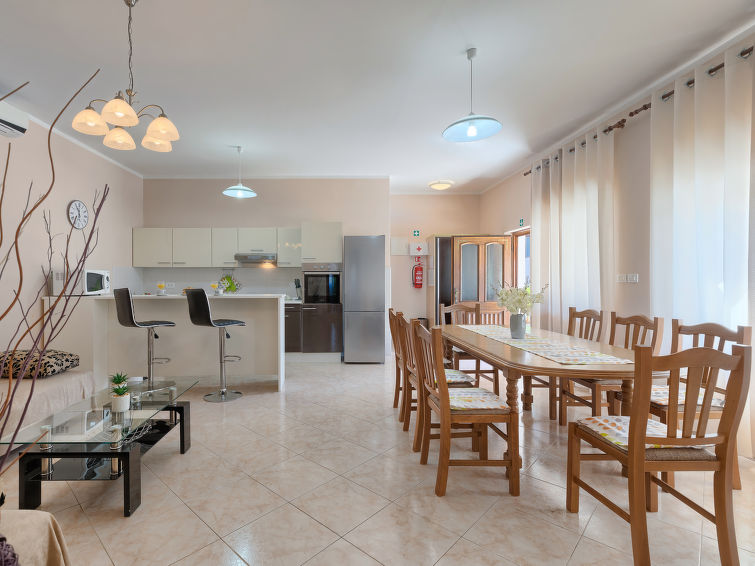 Search and Stay destination Zabrežani, Istarska županija - Croatia from AU$ 218. Liberat (ROJ414)