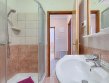 Vacation home Liberat (ROJ414)