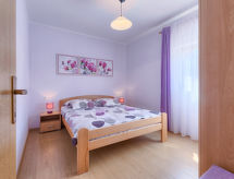 Vacation home Liberat (ROJ414)