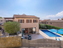 Vrijstaande woning Paula met privézwembad bij Rovinj - thumbnail 1