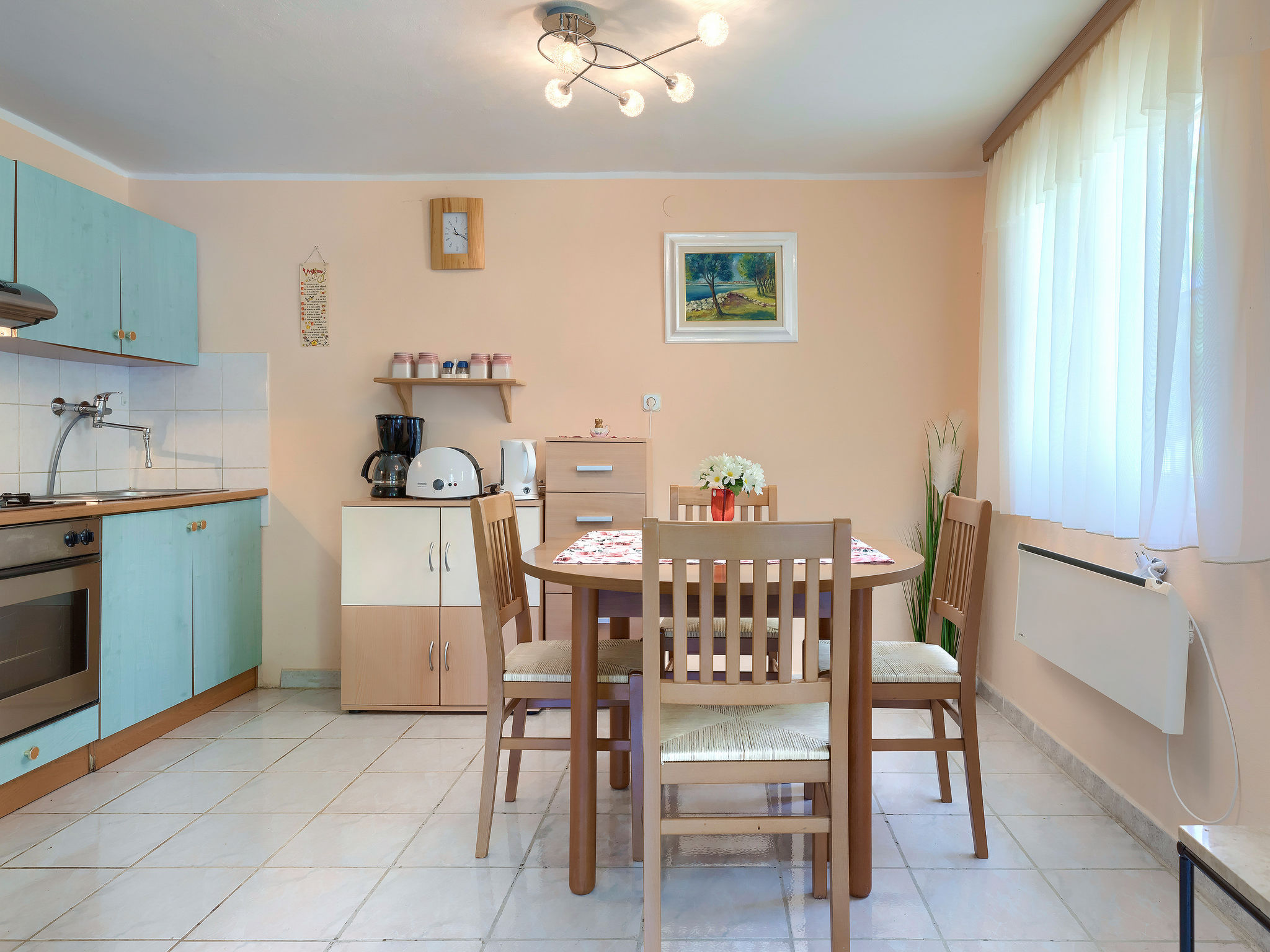 Kitchen / Dining Room