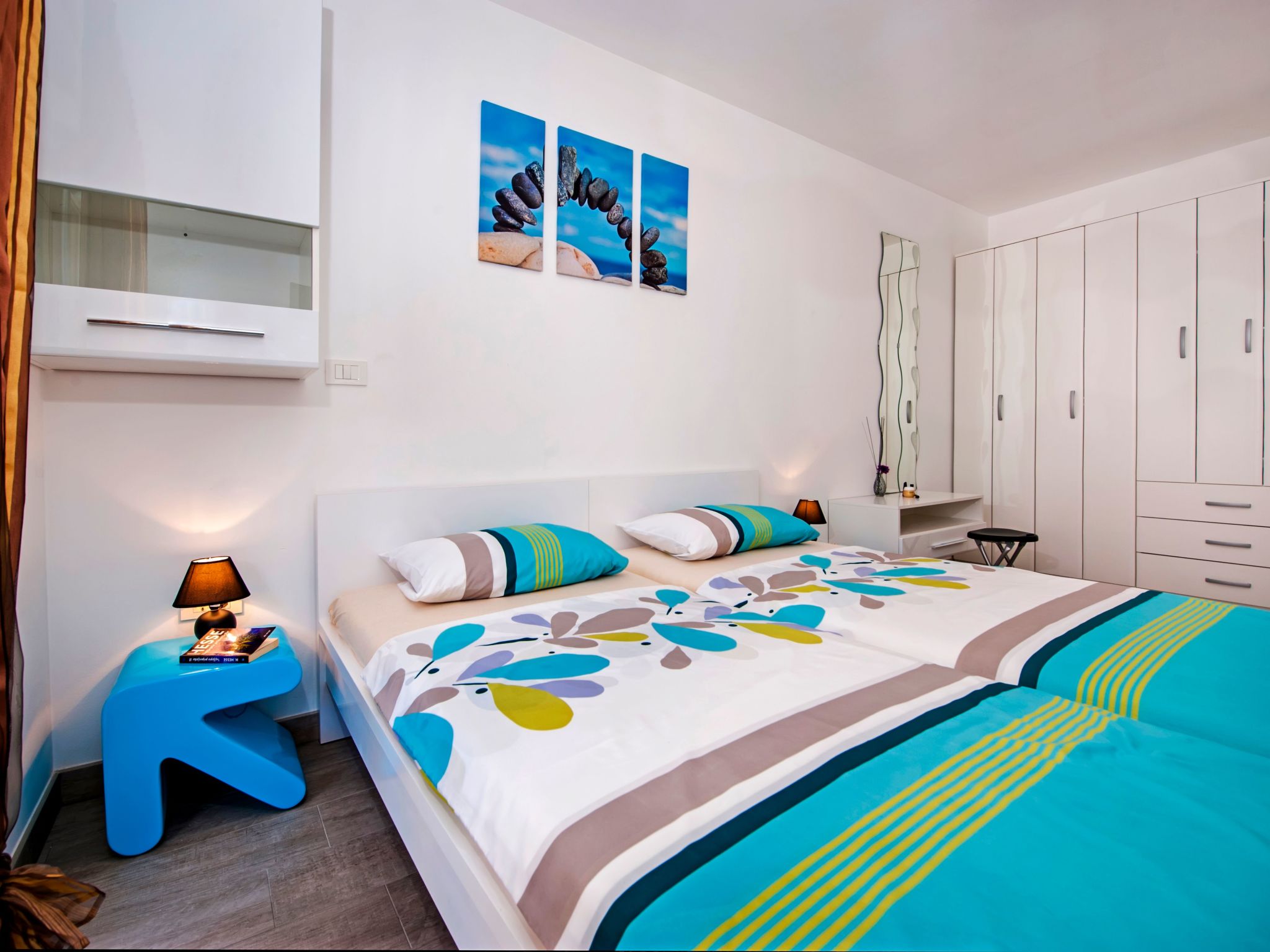 Wohnung "Secret Escape" mit privatem Parkplatz-Dedans