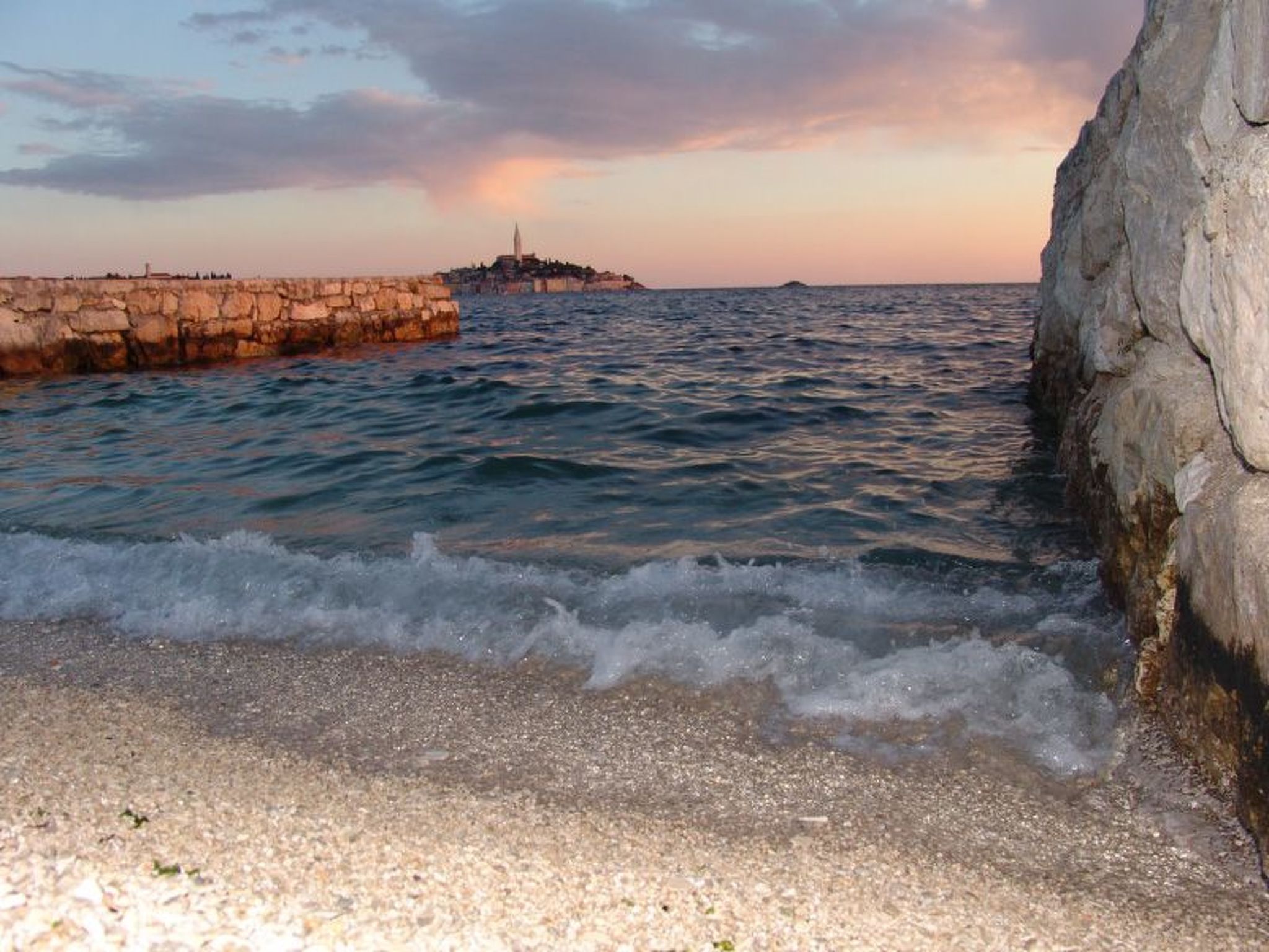 Wohnung "Secret Escape" mit privatem Parkplatz-Image-tags.info