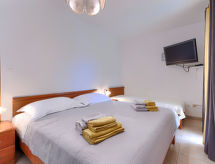 Knus appartement Alba vlakbij zee en strand in Rovinj - thumbnail 3
