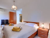Knus appartement Alba vlakbij zee en strand in Rovinj - thumbnail 1