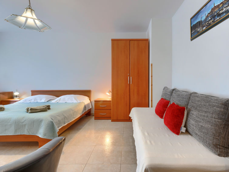 Search and Stay destination Rovinj, Istarska županija - Croatia from AU$ 98. Alba (ROJ157)