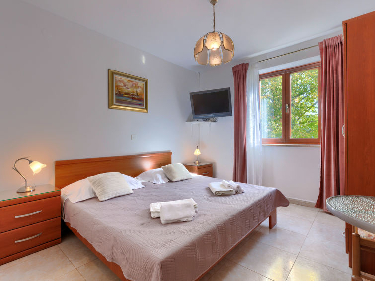 Search and Stay destination Rovinj, Istarska županija - Croatia from AU$ 111. Alba (ROJ159)