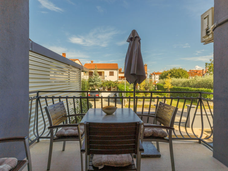 Search and Stay destination Rovinj, Istarska županija - Croatia from AU$ 111. Alba (ROJ159)