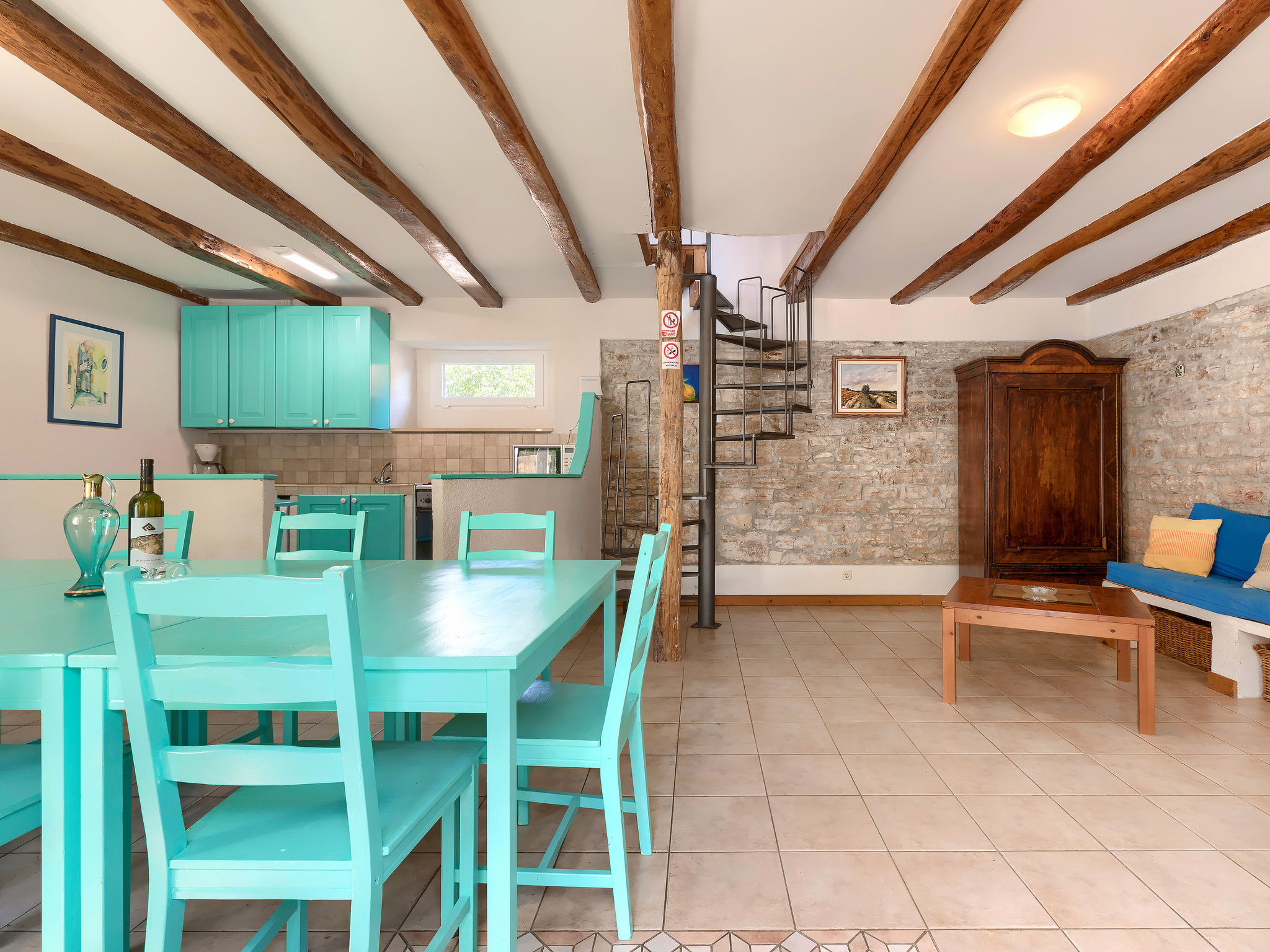 Kitchen / Dining Room