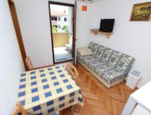 Knus appartement voor 3 op 800 meter van de zee in Rovinj - thumbnail 1