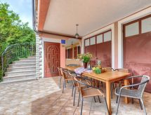 Ruim vakantiehuis Edi met privézwembad nabij Rovinj, ideaal voor 12 personen - thumbnail 6
